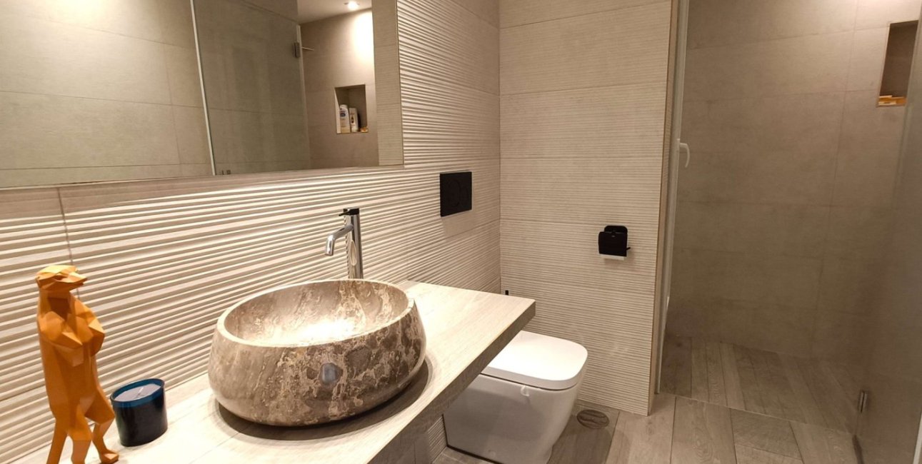Resale - Villa -
Algorfa - La Finca Golf Resort