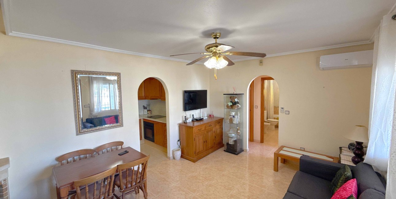 Resale - Townhouse -
Orihuela Costa - Los Dolses