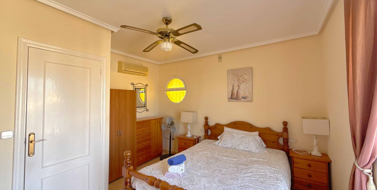 Resale - Townhouse -
Orihuela Costa - Los Dolses