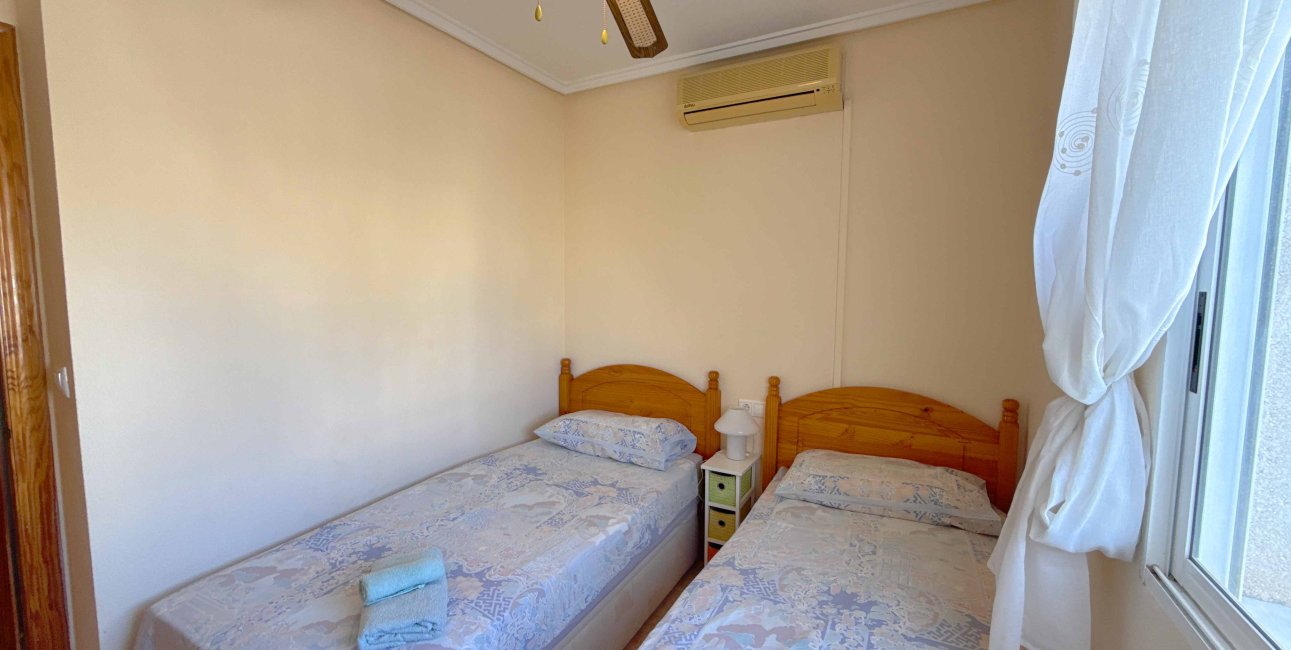 Resale - Townhouse -
Orihuela Costa - Los Dolses