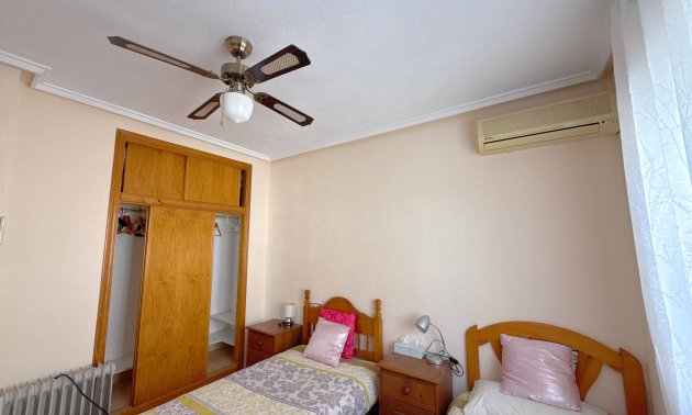 Resale - Townhouse -
Orihuela Costa - Los Dolses