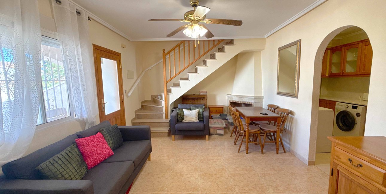 Resale - Townhouse -
Orihuela Costa - Los Dolses