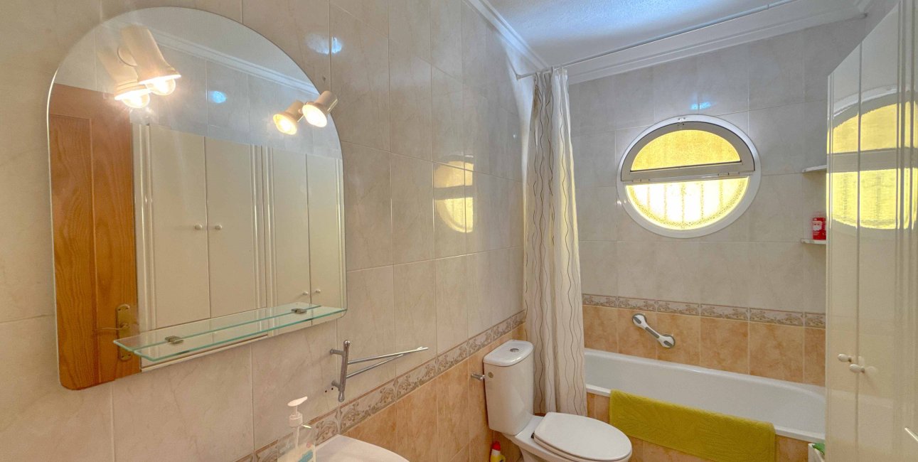 Resale - Townhouse -
Orihuela Costa - Los Dolses