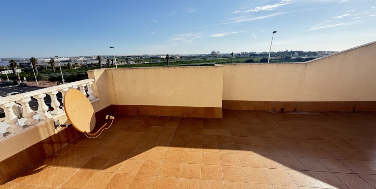 Reventa - Adosado -
Orihuela Costa - Los Balcones