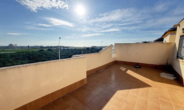 Reventa - Adosado -
Orihuela Costa - Los Balcones