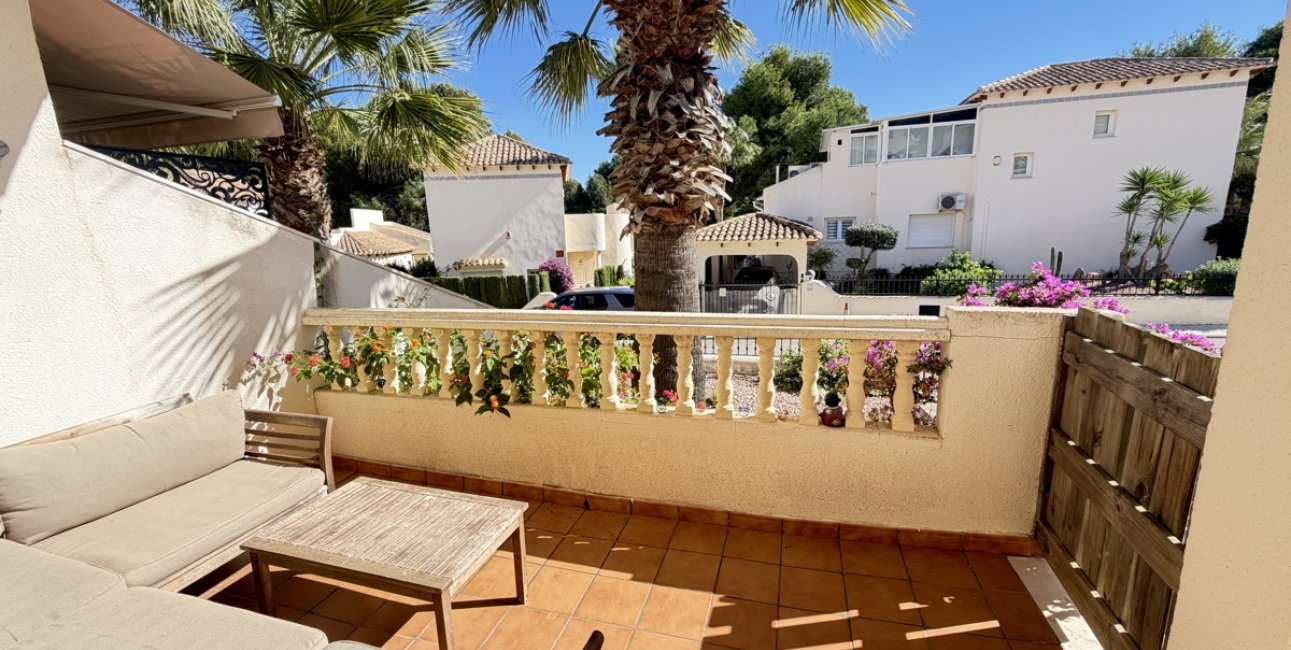 Resale - Bungalow -
Orihuela Costa - Las Ramblas