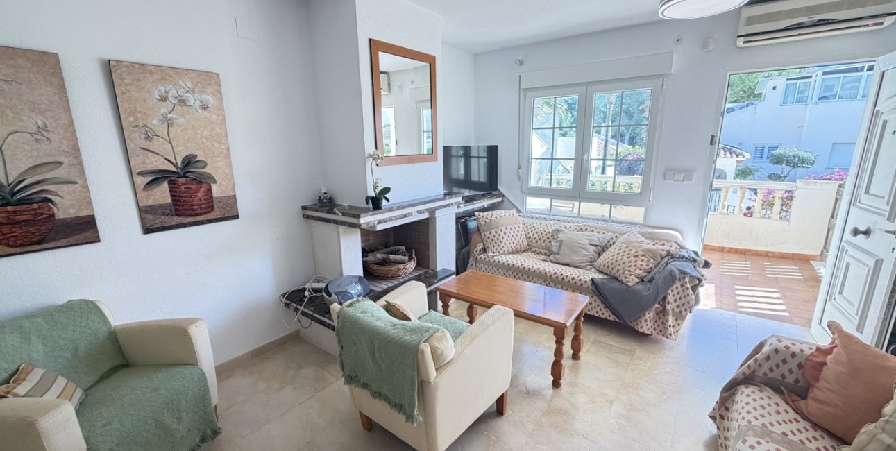 Resale - Bungalow -
Orihuela Costa - Las Ramblas
