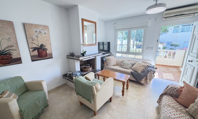 Resale - Bungalow -
Orihuela Costa - Las Ramblas