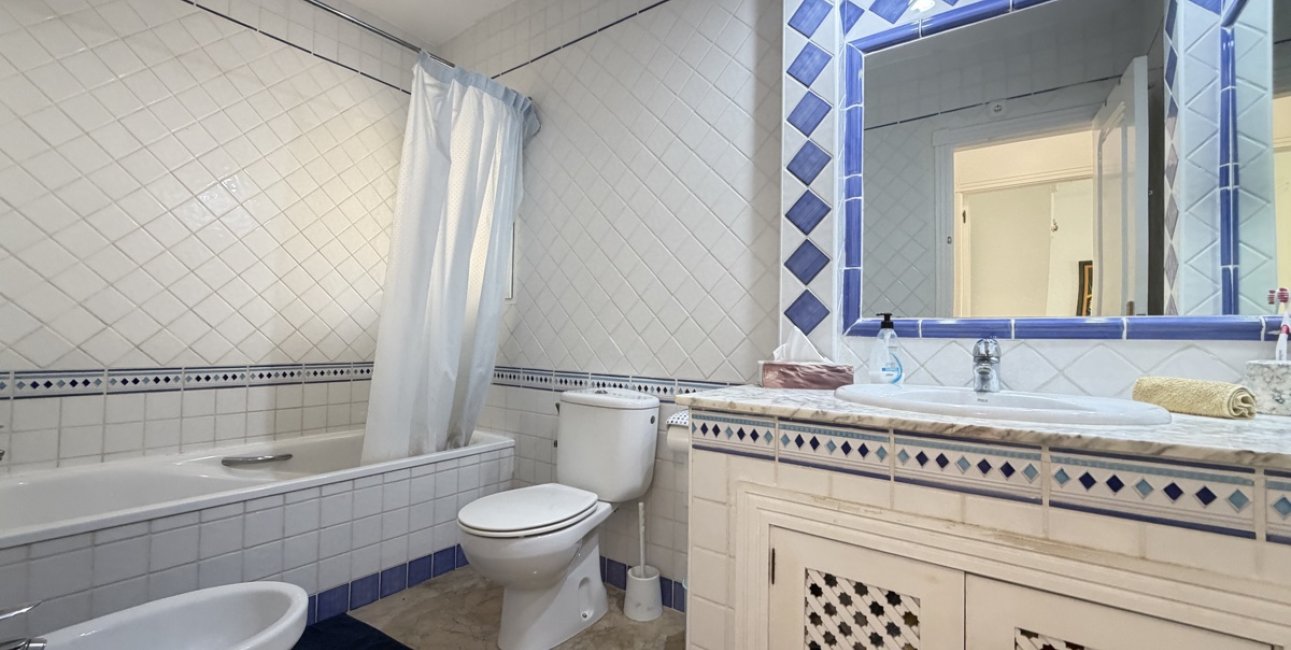 Resale - Bungalow -
Orihuela Costa - Las Ramblas