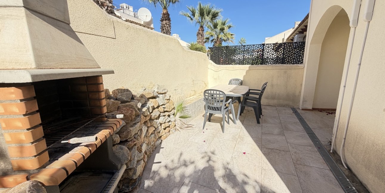 Resale - Bungalow -
Orihuela Costa - Las Ramblas