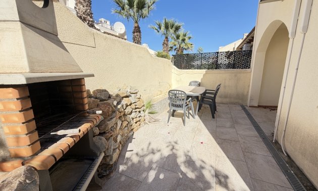 Resale - Bungalow -
Orihuela Costa - Las Ramblas