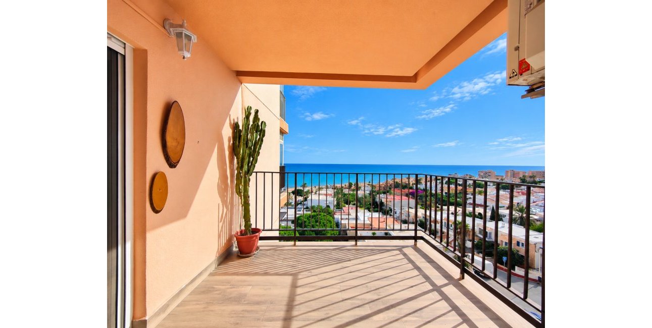 Resale - Apartment / flat -
Torrevieja - Torre La Mata