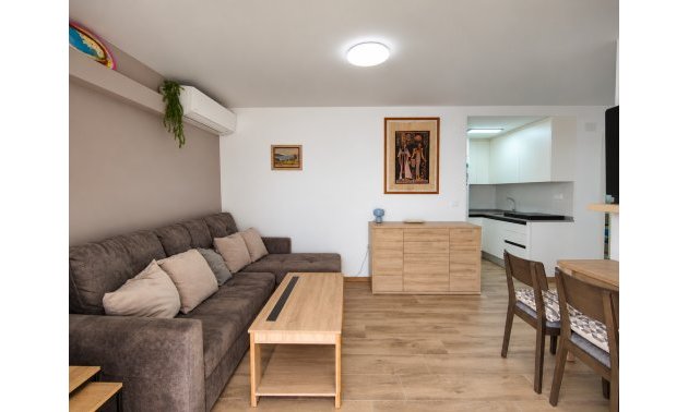 Resale - Apartment / flat -
Torrevieja - Torre La Mata