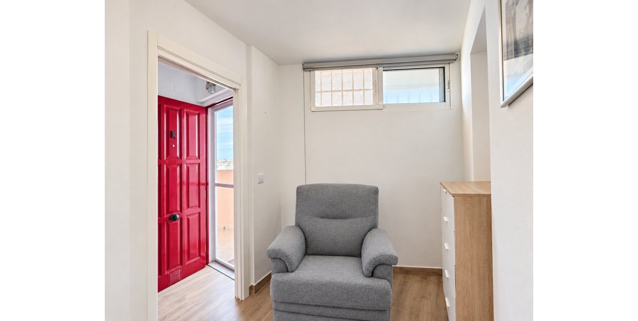 Resale - Apartment / flat -
Torrevieja - Torre La Mata