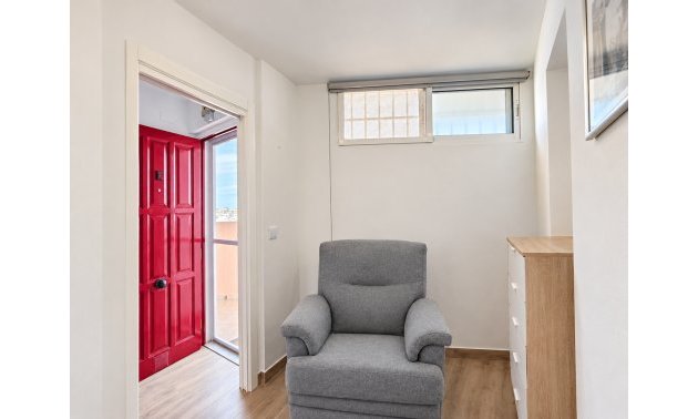 Resale - Apartment / flat -
Torrevieja - Torre La Mata