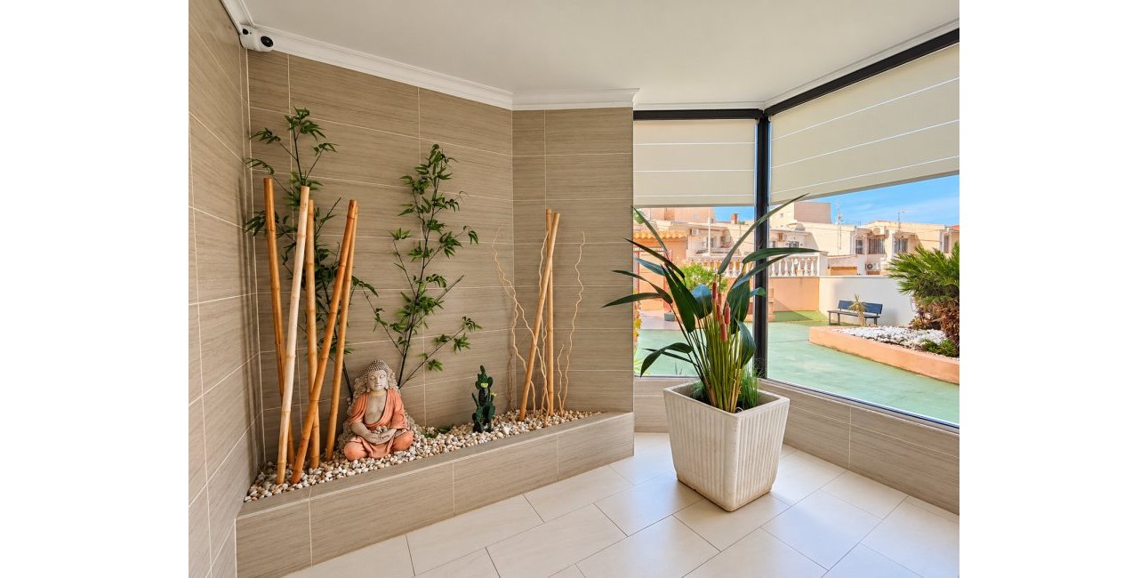 Resale - Apartment / flat -
Torrevieja - Torre La Mata