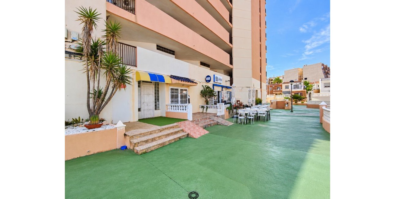 Resale - Apartment / flat -
Torrevieja - Torre La Mata