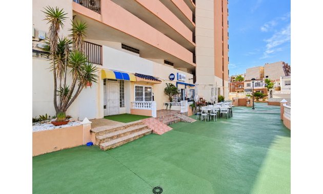 Resale - Apartment / flat -
Torrevieja - Torre La Mata