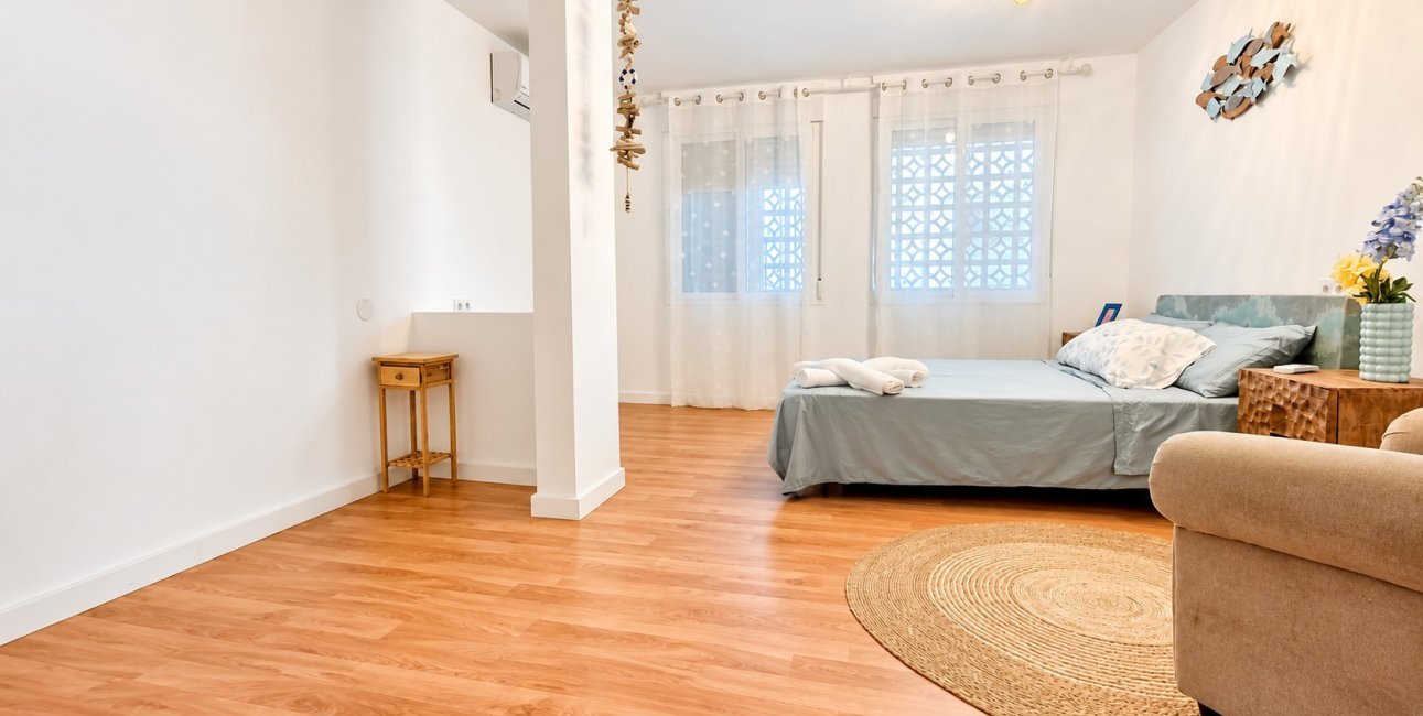 Resale - Apartment / Duplex -
Torrevieja - Playa de los Locos