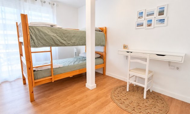 Resale - Apartment / Duplex -
Torrevieja - Playa de los Locos
