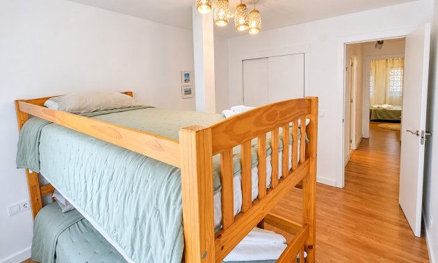 Resale - Apartment / Duplex -
Torrevieja - Playa de los Locos