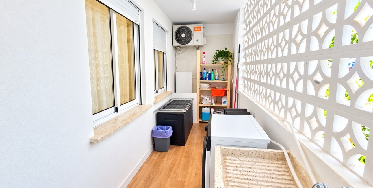 Resale - Apartment / Duplex -
Torrevieja - Playa de los Locos
