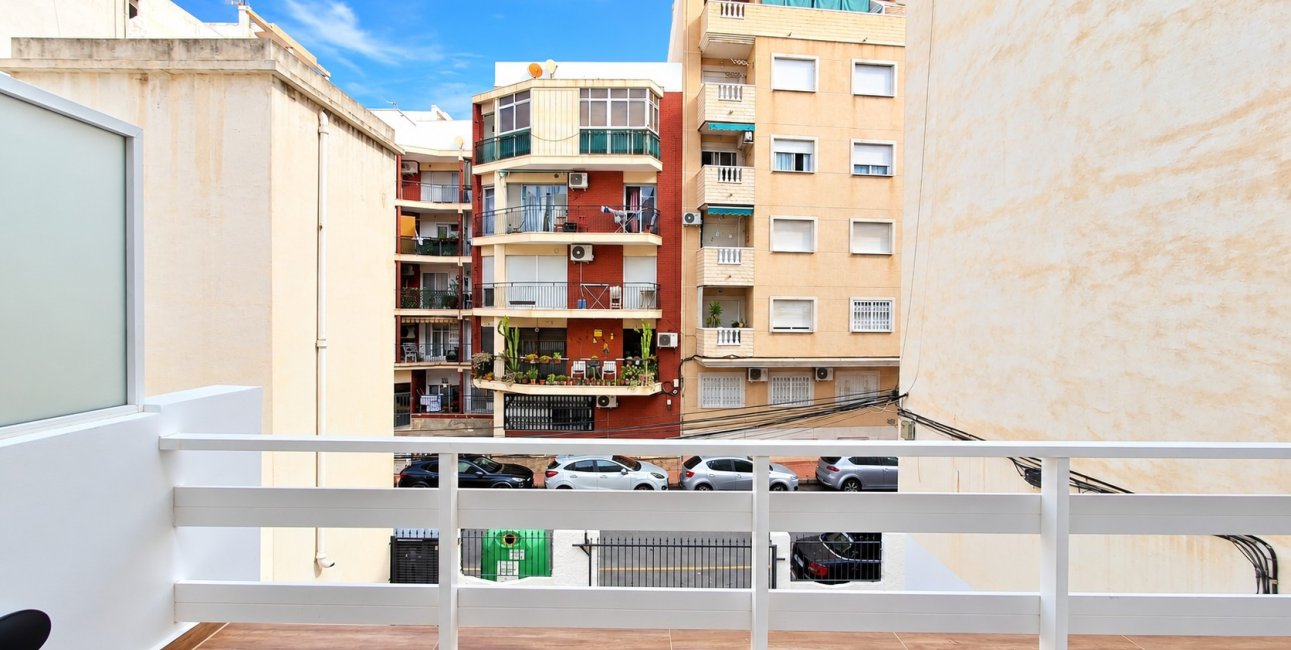 Resale - Apartment / Duplex -
Torrevieja - Playa de los Locos