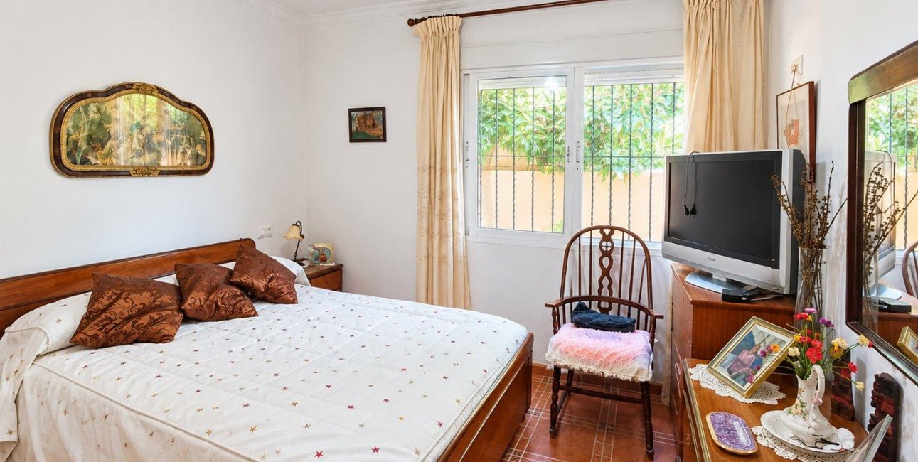 Resale - Villa -
San Miguel de Salinas - Ciudad De Las Comunicaciones