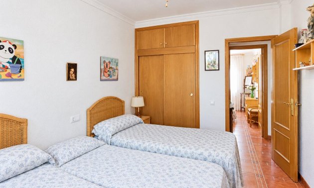 Resale - Villa -
San Miguel de Salinas - Ciudad De Las Comunicaciones