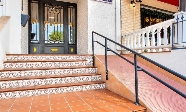 Reventa - Apartamento / piso -
Torrevieja - Playa Los Locos