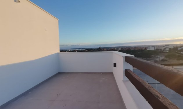 Obra nueva - Villa -
Los Montesinos - La Herrada