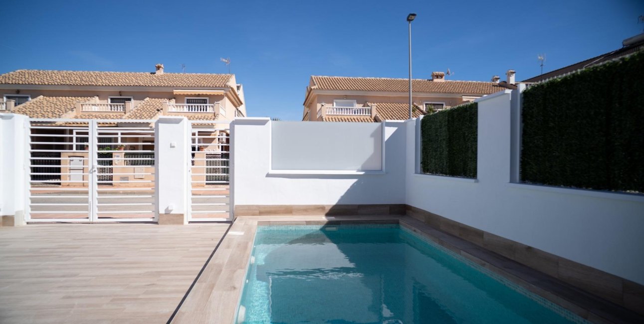 New Build - Townhouse -
San Javier - Parque del doce