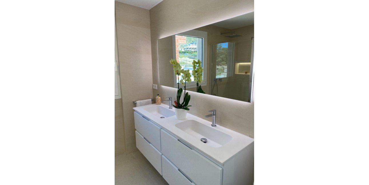 Obra nueva - Villa -
Finestrat - Sierra cortina