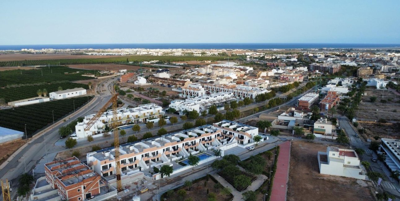 New Build - Bungalow -
Pilar de la Horadada - pueblo