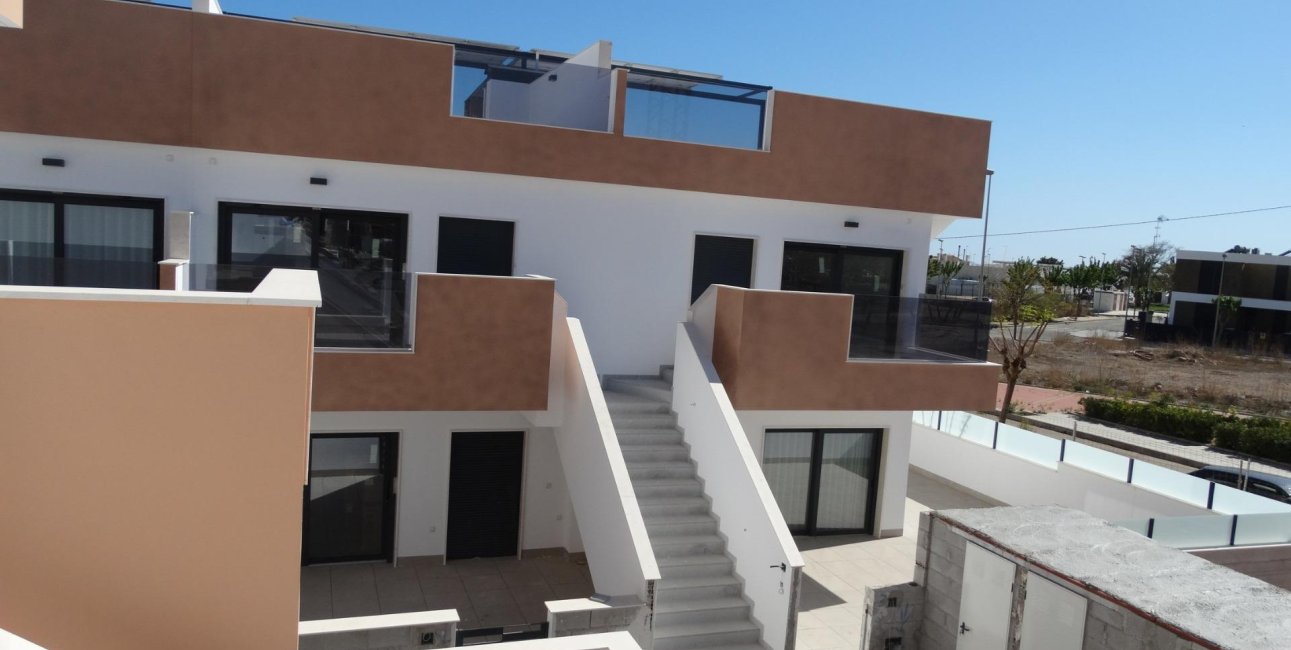 New Build - Bungalow -
Pilar de la Horadada - pueblo
