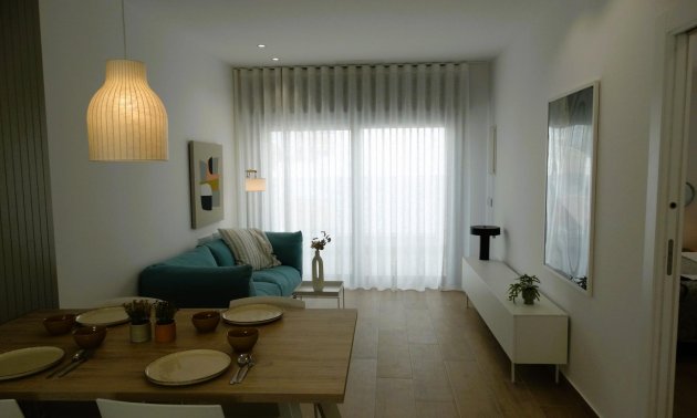 New Build - Bungalow -
Pilar de la Horadada - pueblo