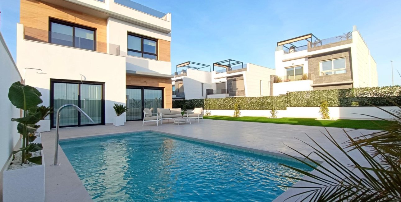 New Build - Villa -
Benijofar - Pueblo