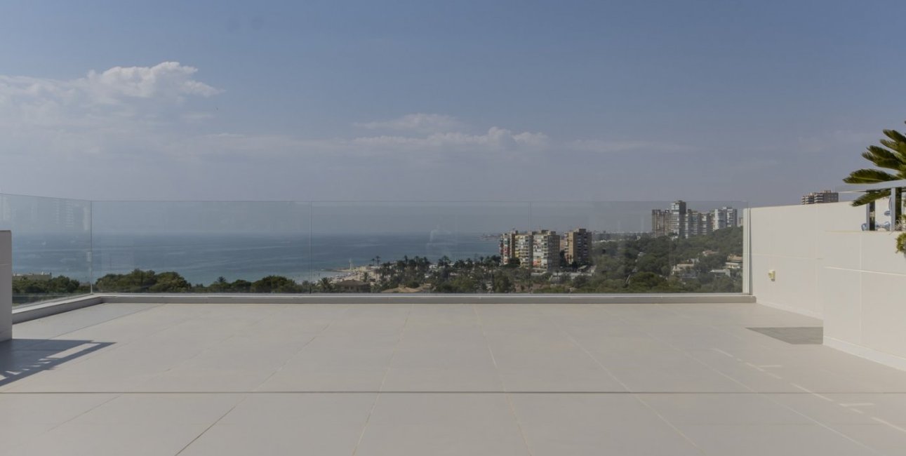 Obra nueva - Villa -
Orihuela Costa - Campoamor