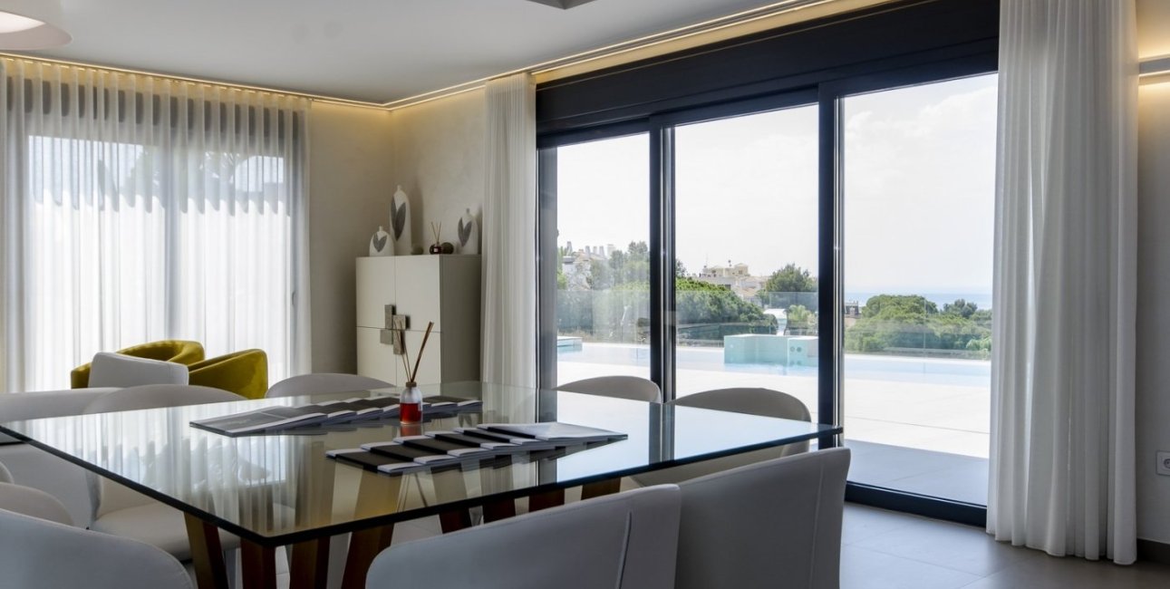 Obra nueva - Villa -
Orihuela Costa - Campoamor