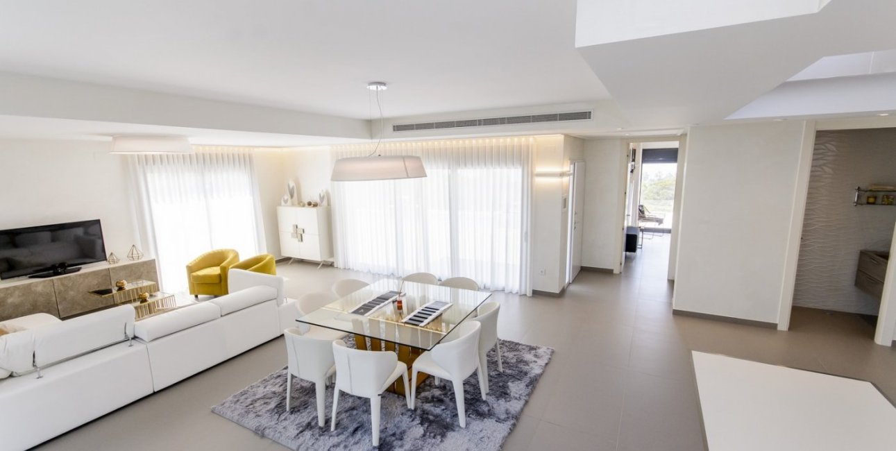 Obra nueva - Villa -
Orihuela Costa - Campoamor