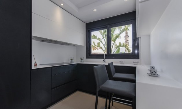 Obra nueva - Villa -
Orihuela Costa - Campoamor