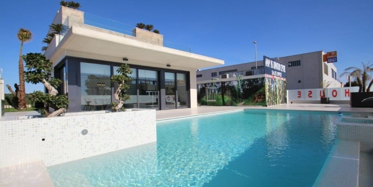 Obra nueva - Villa -
Orihuela Costa - Campoamor