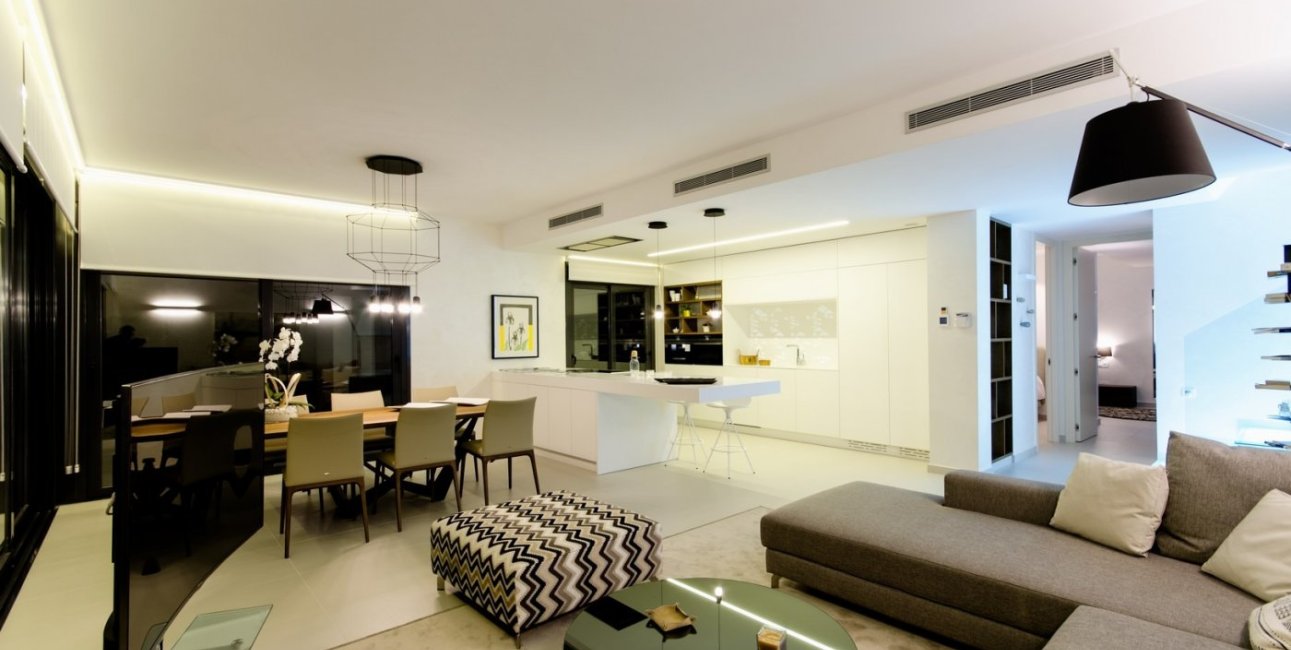 Obra nueva - Villa -
Orihuela Costa - Campoamor