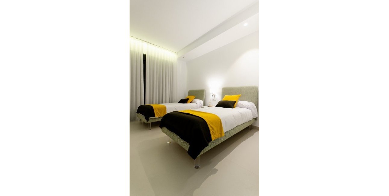 Obra nueva - Villa -
Orihuela Costa - Campoamor