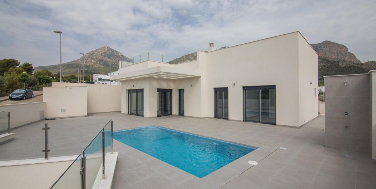 Obra nueva - Villa -
Polop - La Alberca