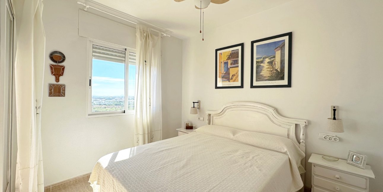 Resale - Apartment / Duplex -
Orihuela Costa - Campoamor