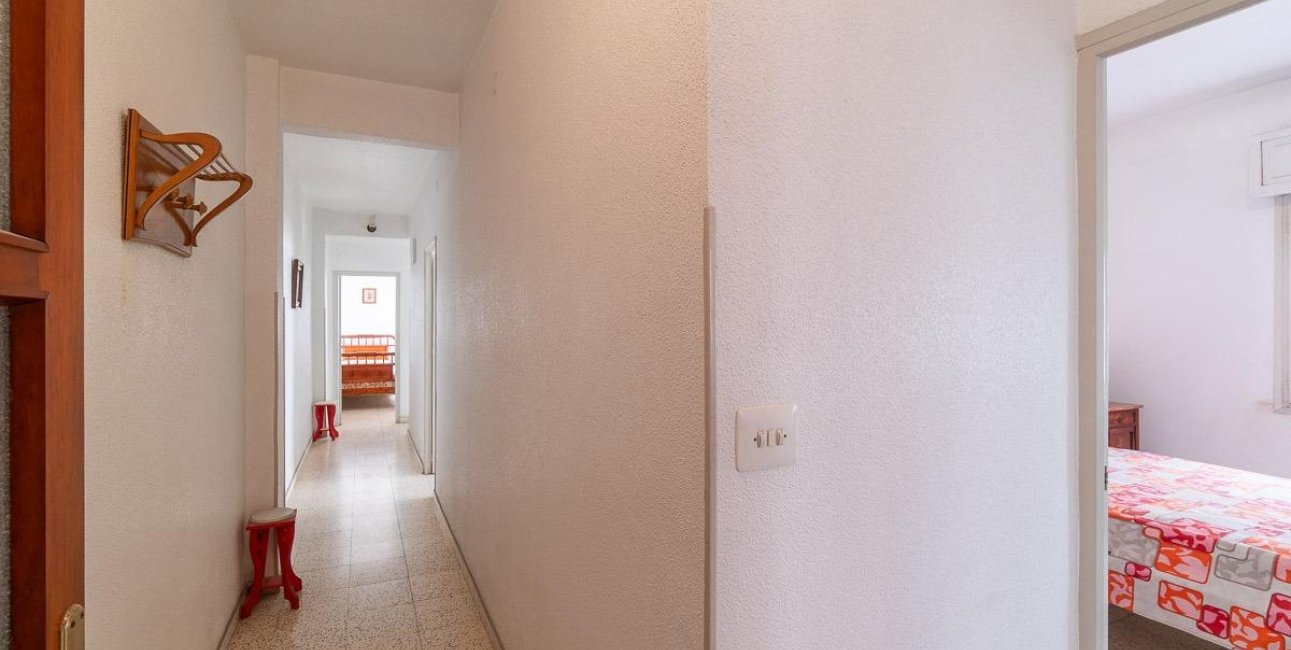 Resale - Apartment / flat -
Torrevieja - Playa del Cura