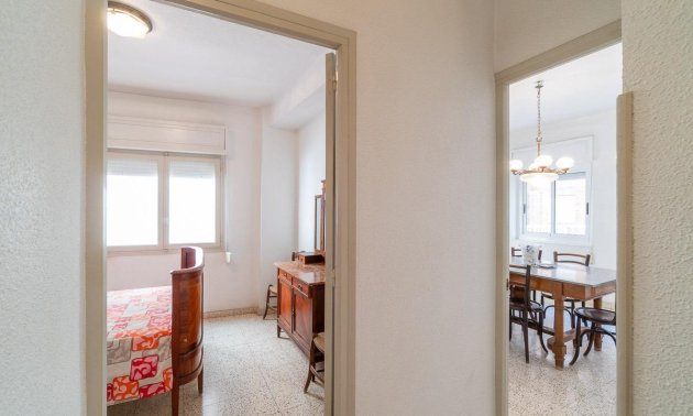 Resale - Apartment / flat -
Torrevieja - Playa del Cura