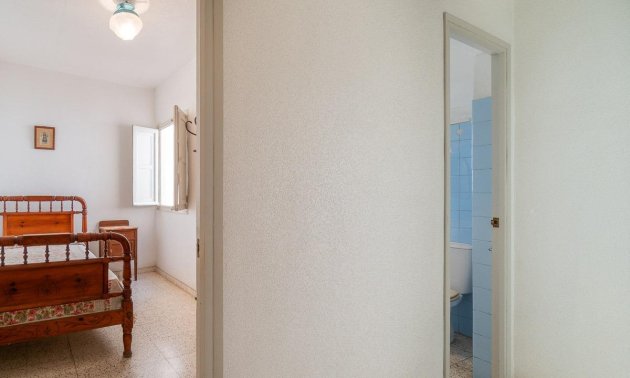 Resale - Apartment / flat -
Torrevieja - Playa del Cura