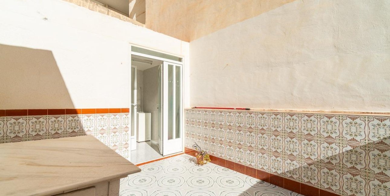 Resale - Apartment / flat -
Torrevieja - Playa del Cura